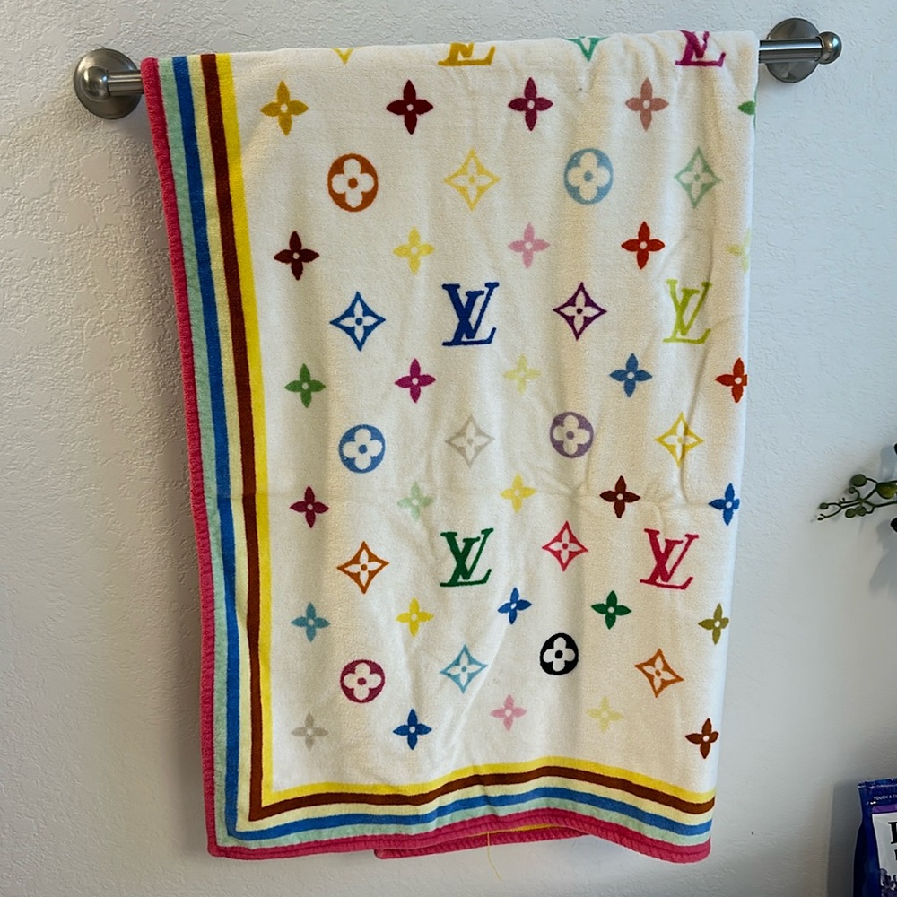LOUIS VUITTON Monogram Multicolor Towel EDITION LIMITED